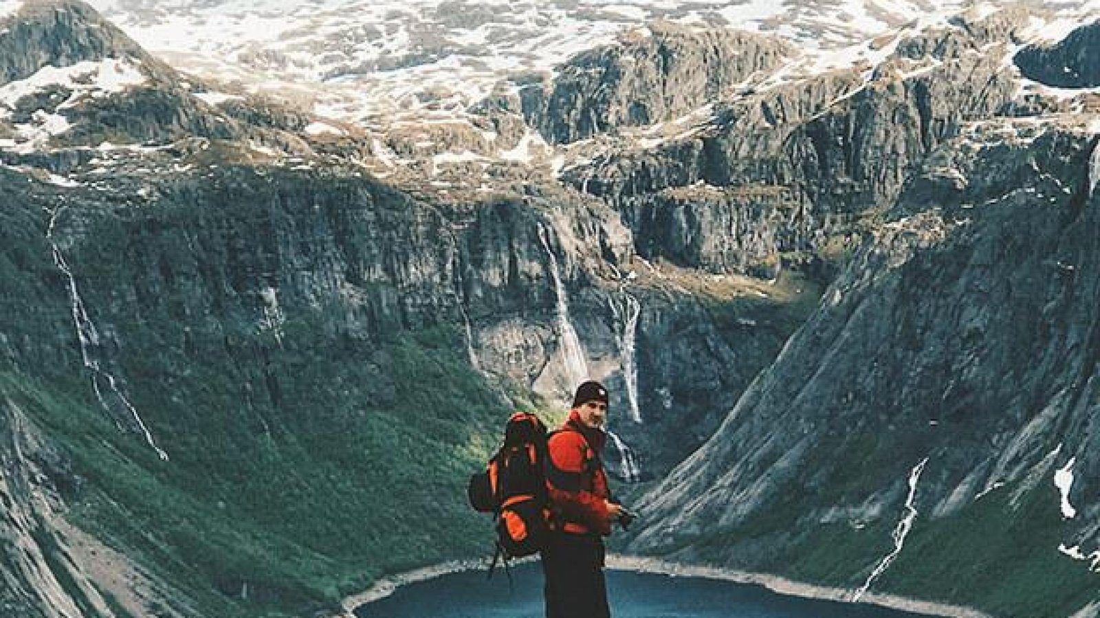 Why a Guided Tour Beats Going It Alone